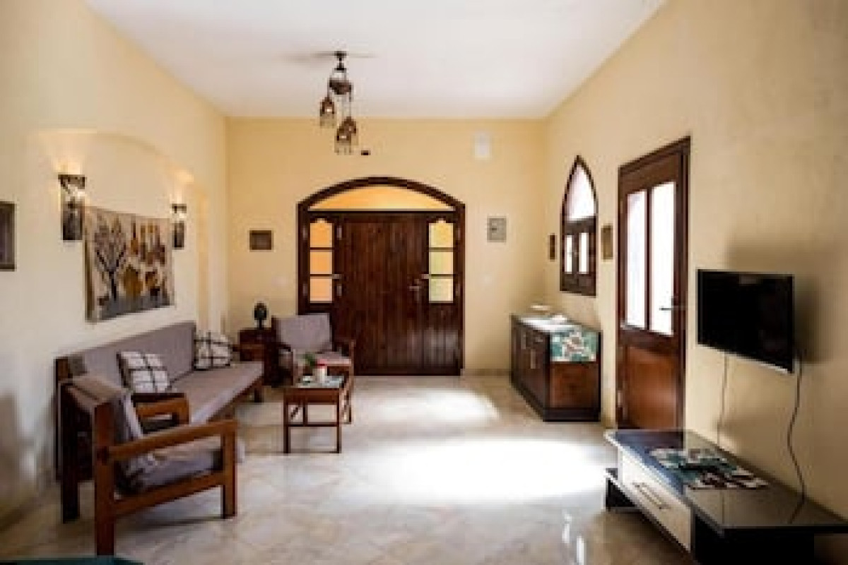 NILE COMPOUND HOTEL