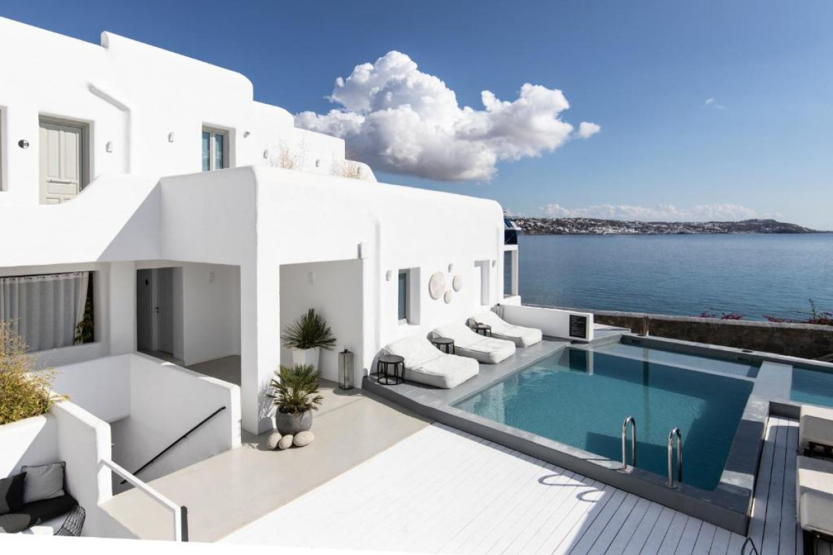 Nimbus Mykonos