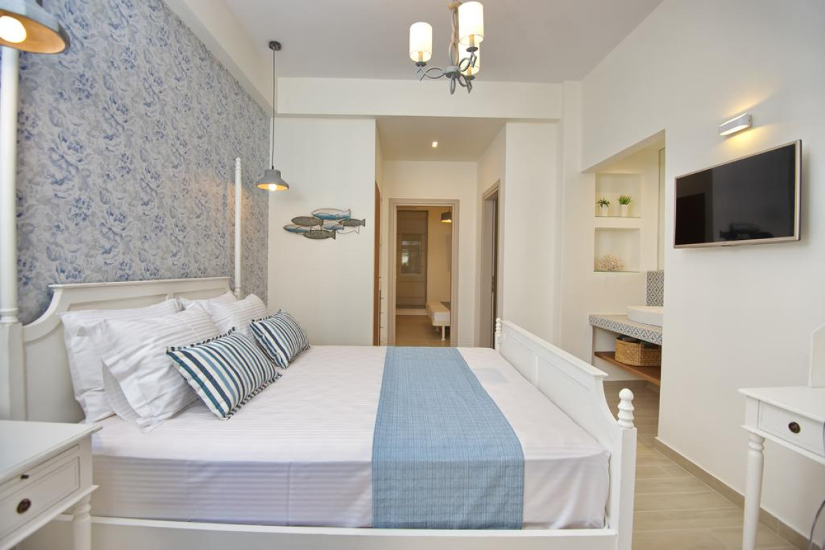 Nina Apartments