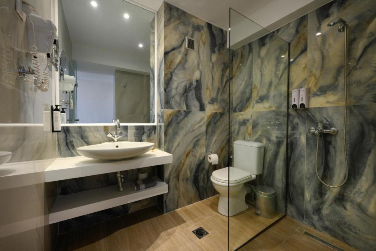 Ninos Grand Beach  Resort
