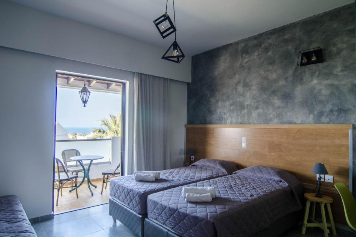 Nireas Hotel