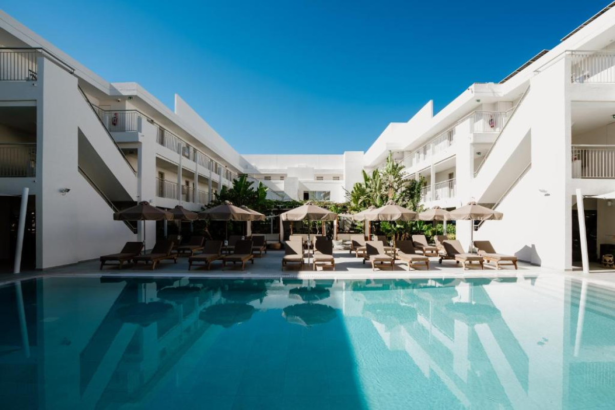 NISSI PARK HOTEL