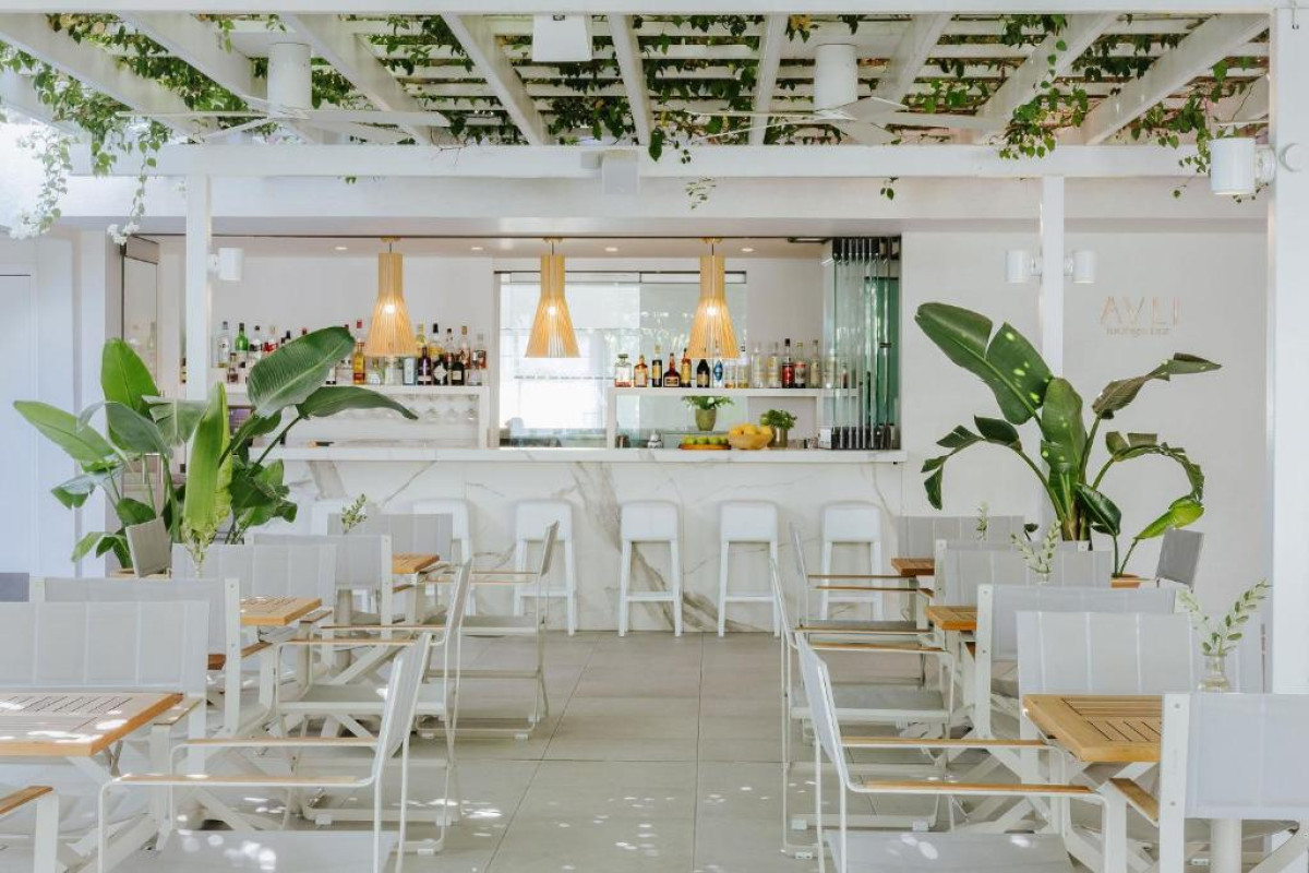 NISSI PARK HOTEL