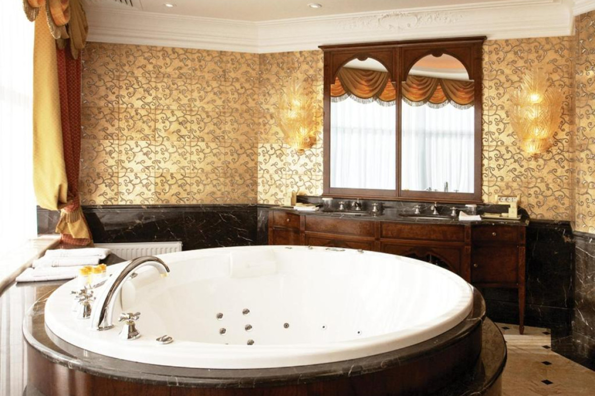 Nobil Luxury Boutique Hotel