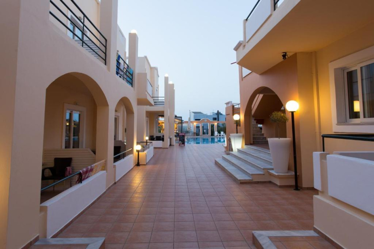 Nontas Hotel & Apartaments