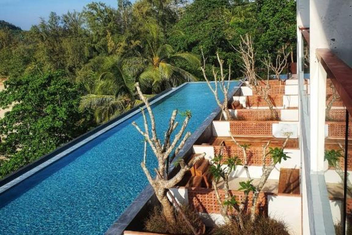 Hotel Norn Talay Surin Beach Phuket
