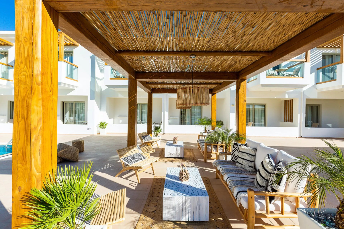 NOSTOS BEACH BOUTIQUE HOTEL