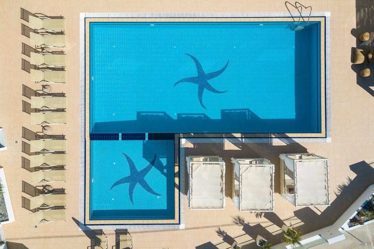 NOSTOS BEACH BOUTIQUE HOTEL