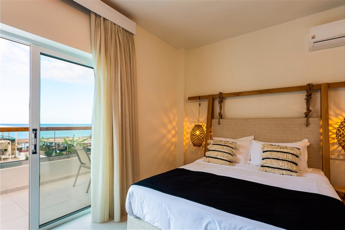 NOSTOS BOUTIQUE HOTEL