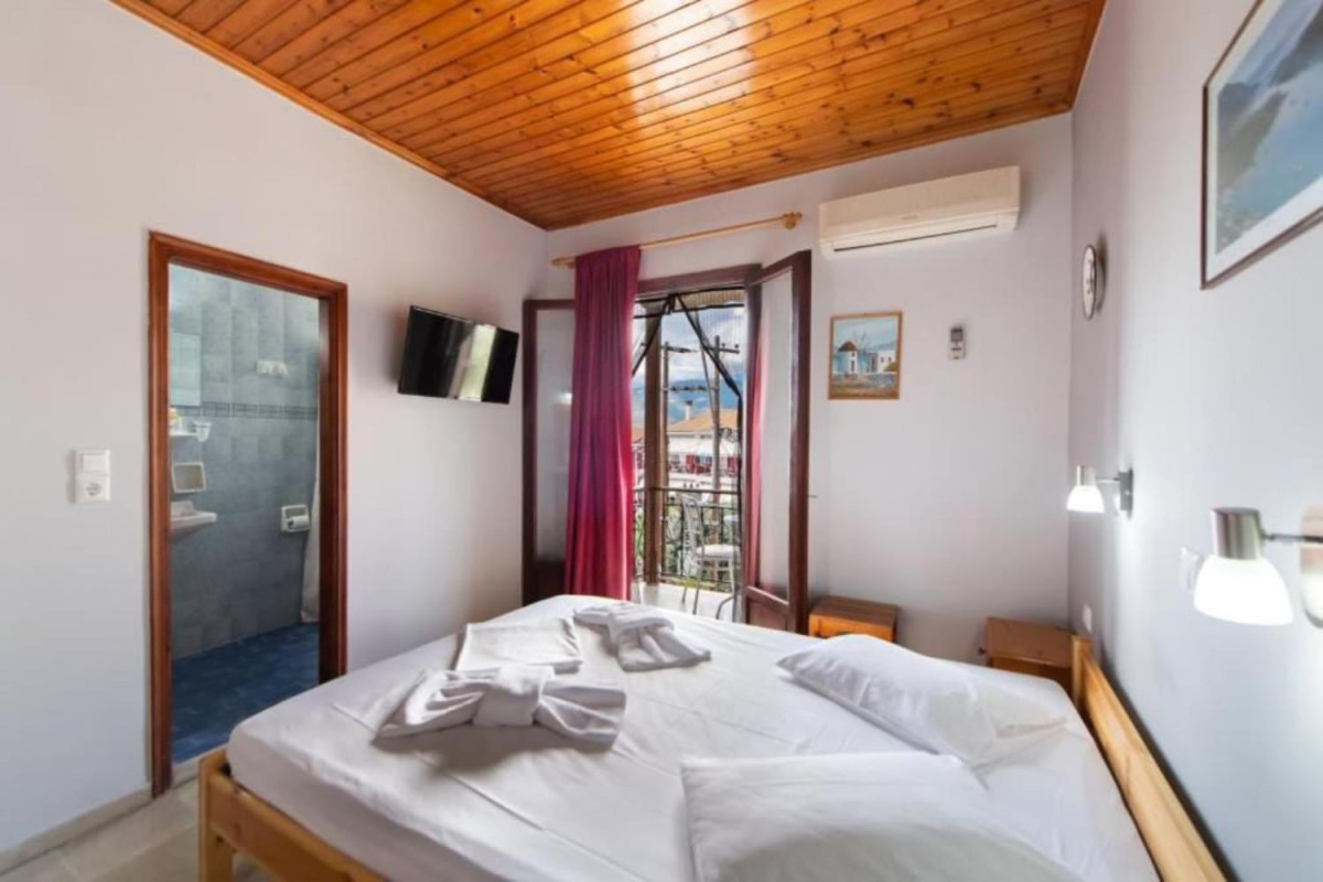 Nostos Hotel