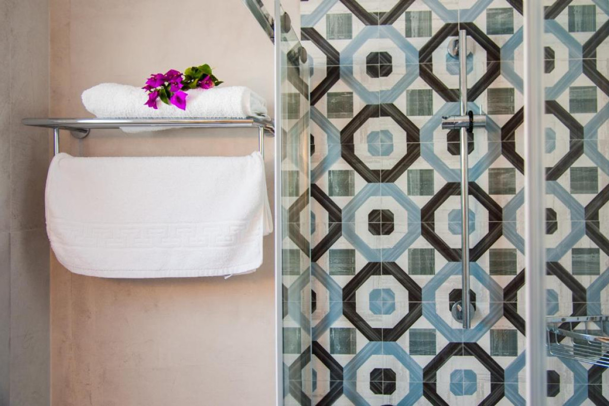 NOSTOS STUDIOS AND APARTMENTS