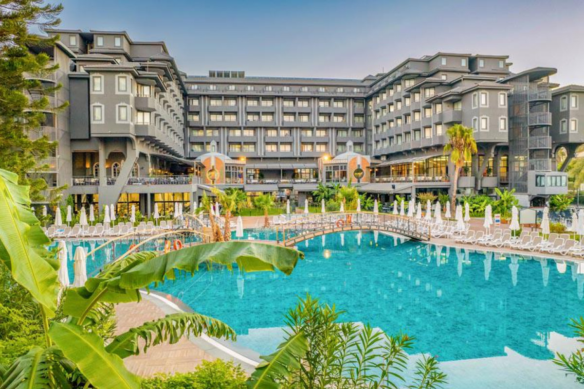 NOVA PARK HOTEL