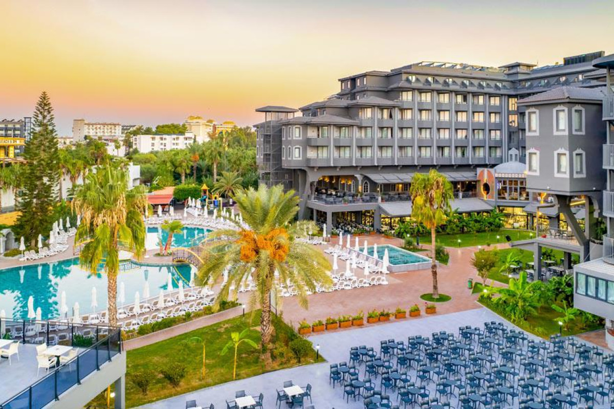 NOVA PARK HOTEL
