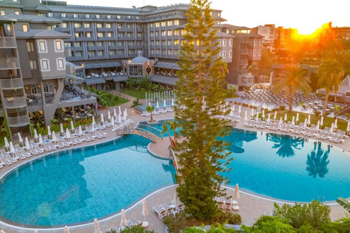 NOVA PARK HOTEL