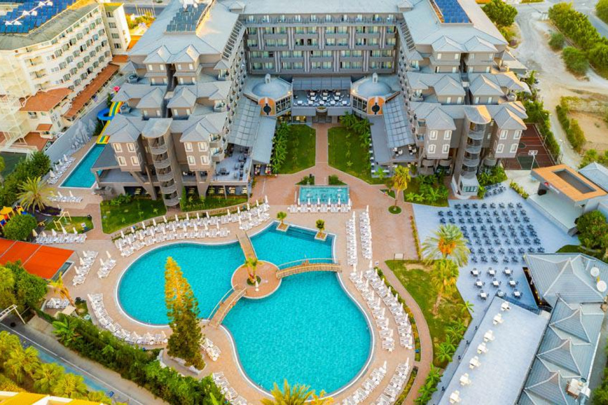 NOVA PARK HOTEL