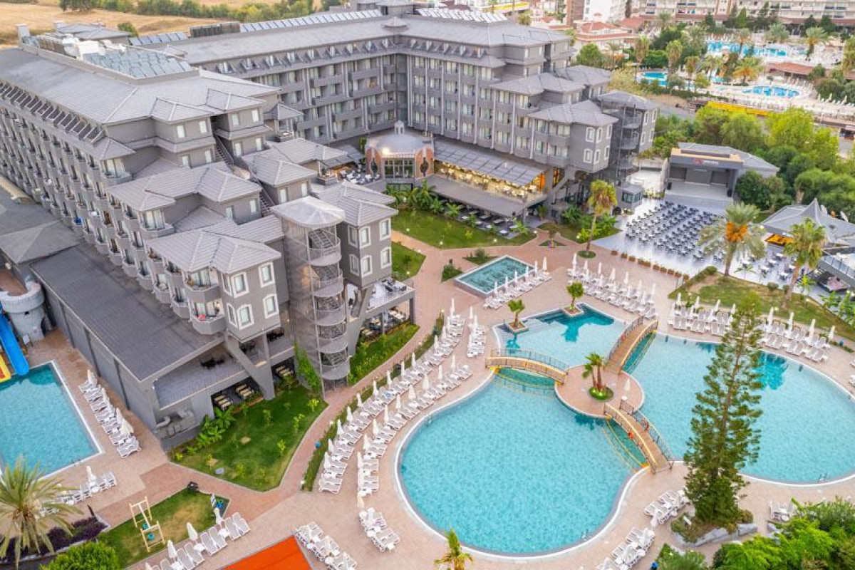 NOVA PARK HOTEL