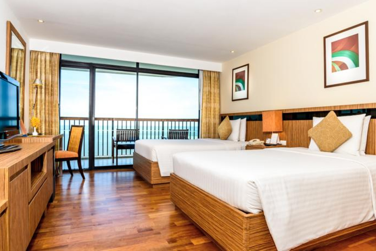 Novotel Hua Hin Cha-Am Beach Resort & Spa