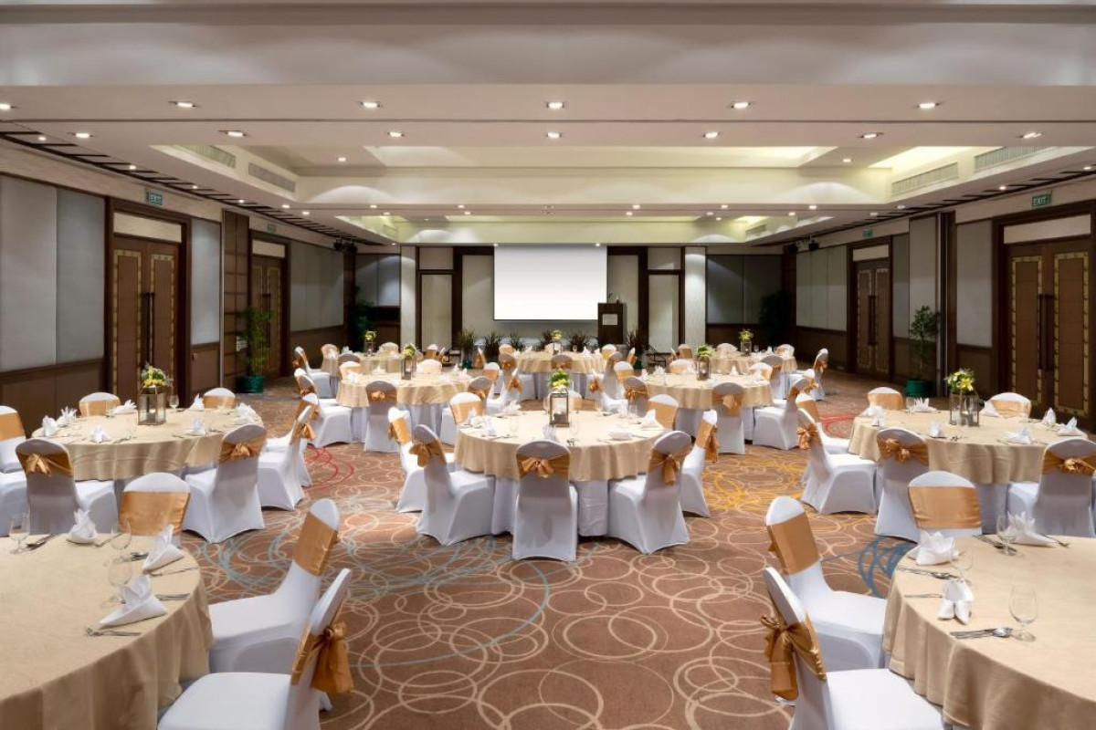 Novotel Phuket Vintage Park Resort