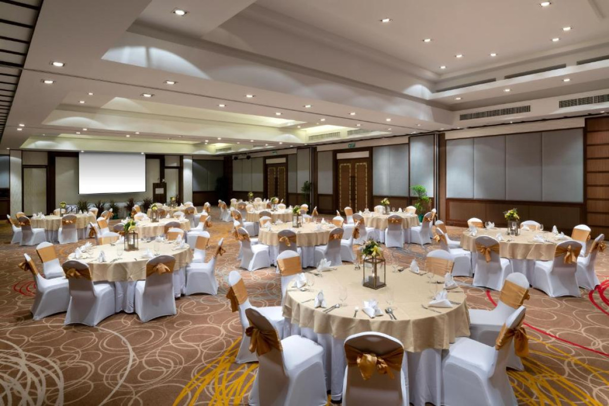 Novotel Phuket Vintage Park Resort