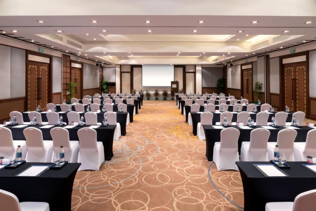 Novotel Phuket Vintage Park Resort
