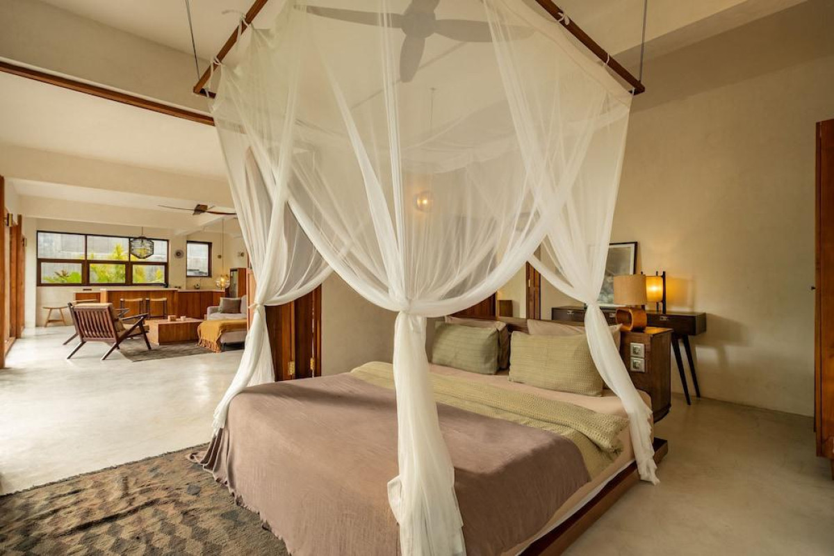 Nowhere Villa