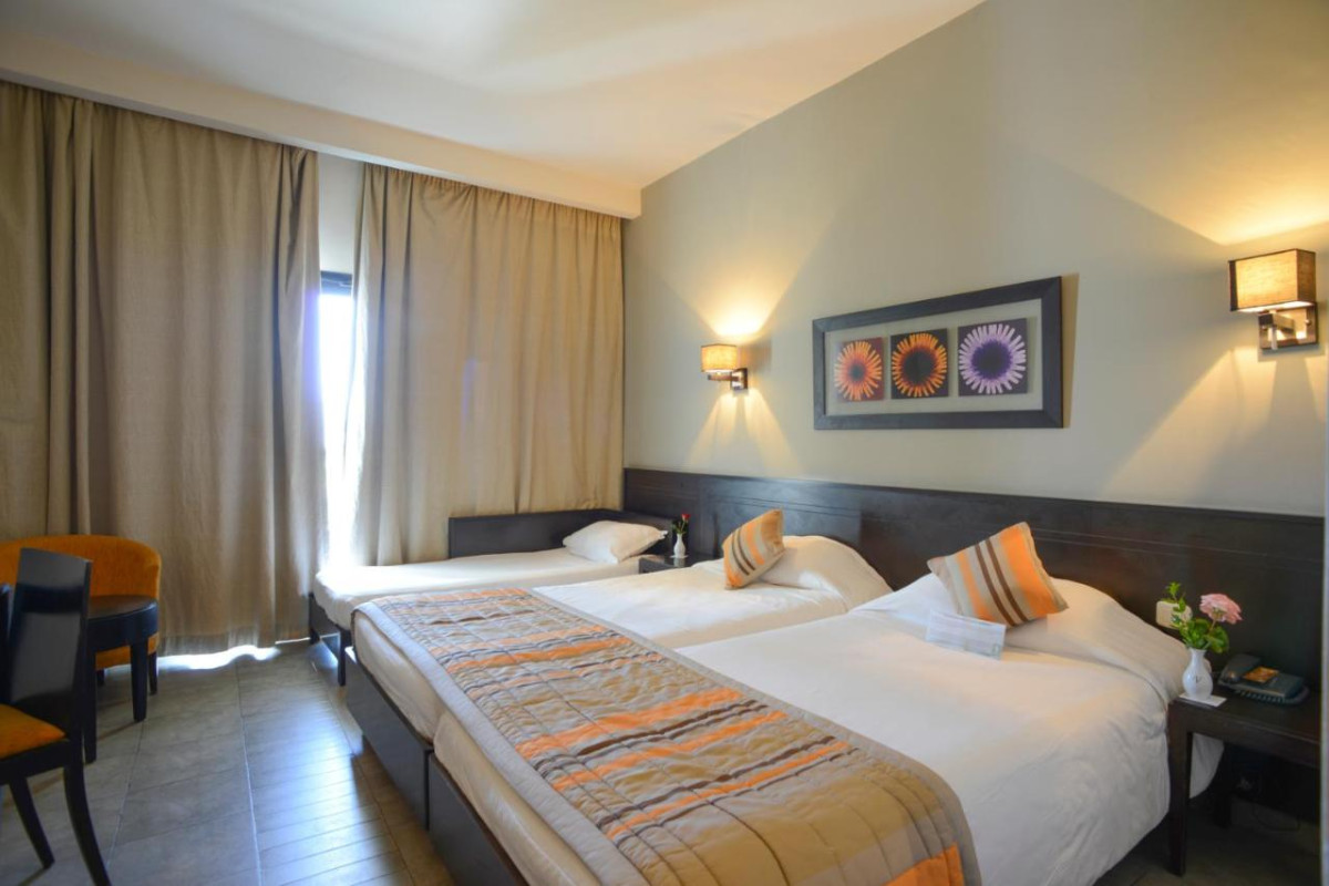 NOZHA BEACH RESORT & SPA