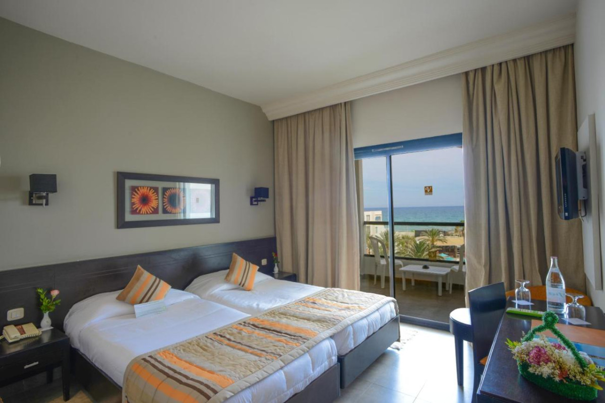 NOZHA BEACH RESORT & SPA