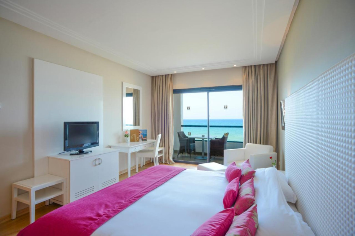 NOZHA BEACH RESORT & SPA