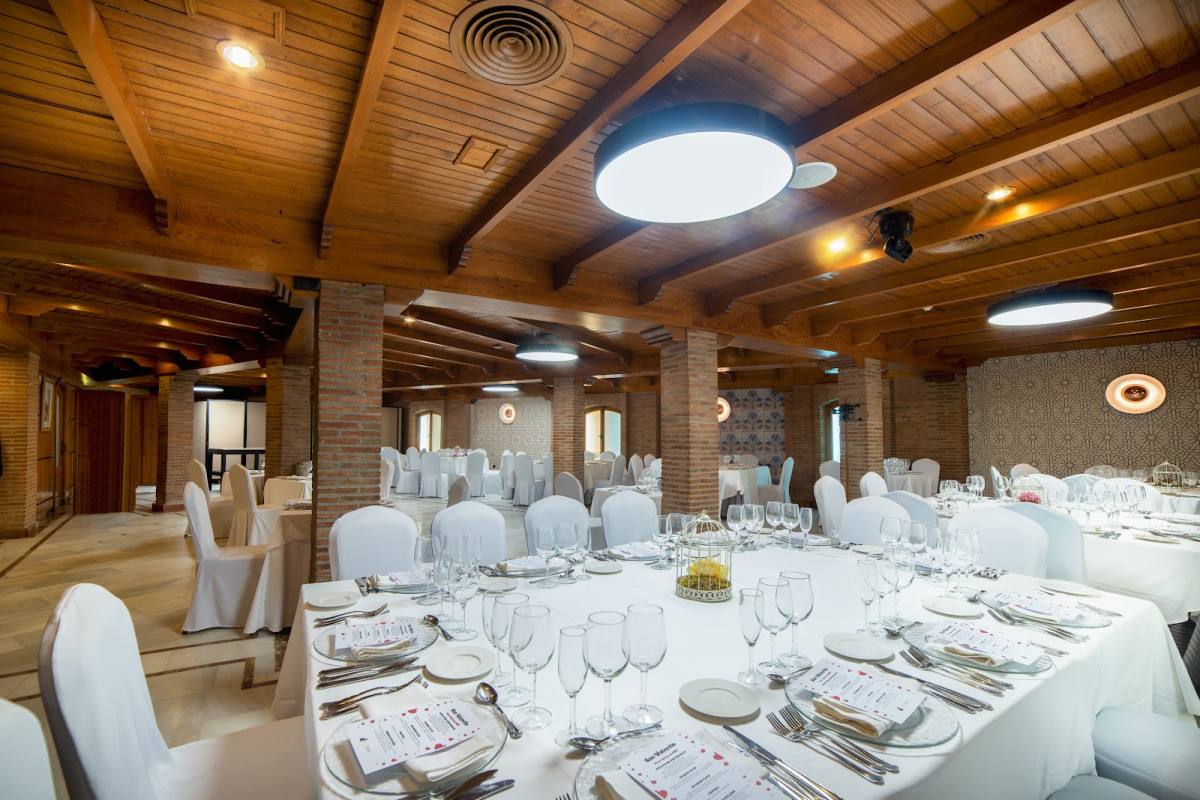 Nuevo Torreluz Hotel