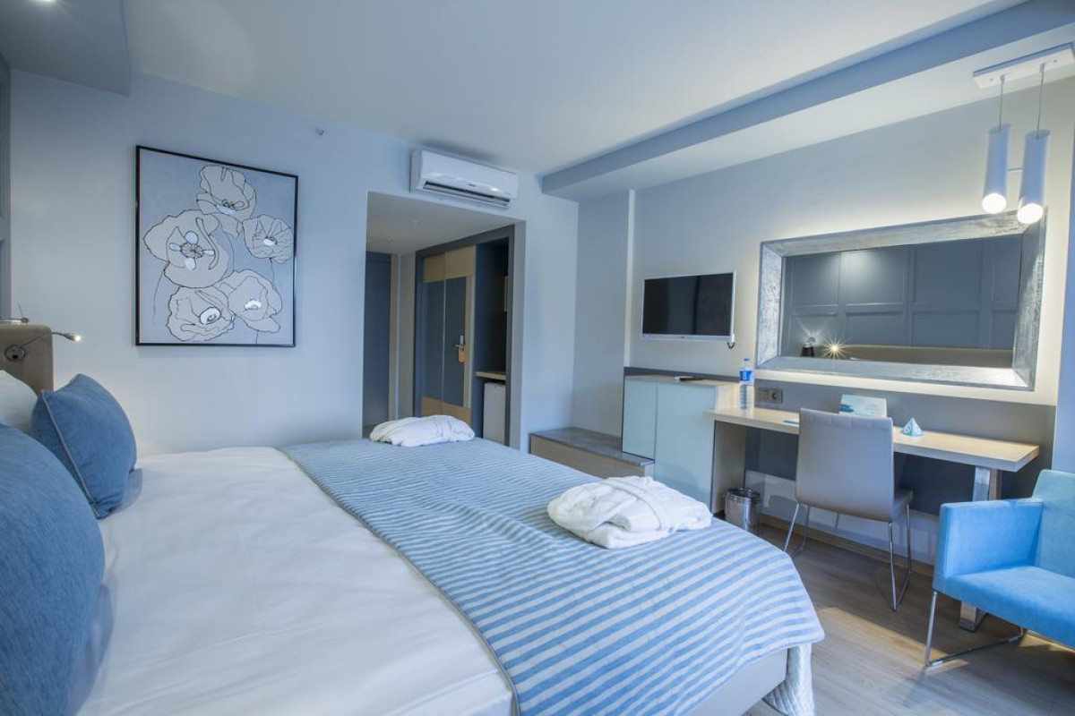 NUMA BAY EXCLUSIVE HOTEL
