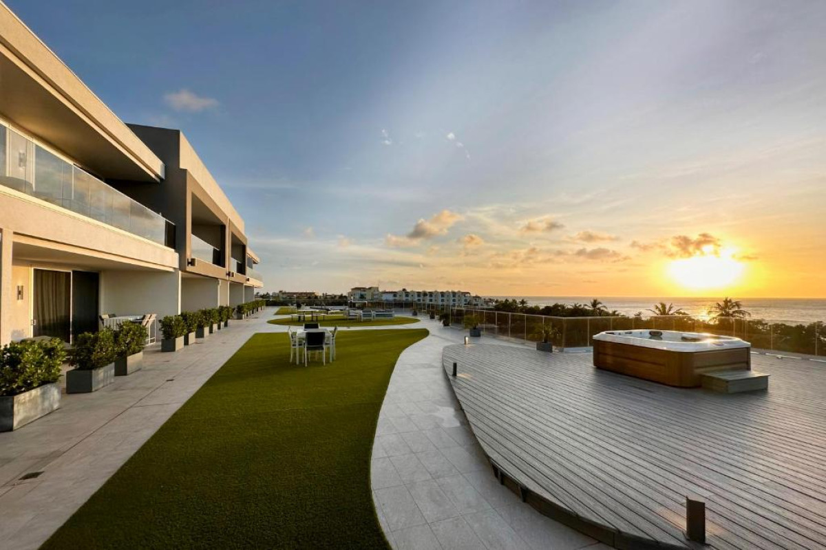 O Condominium Beachfront Residences, by Bocobay Aruba