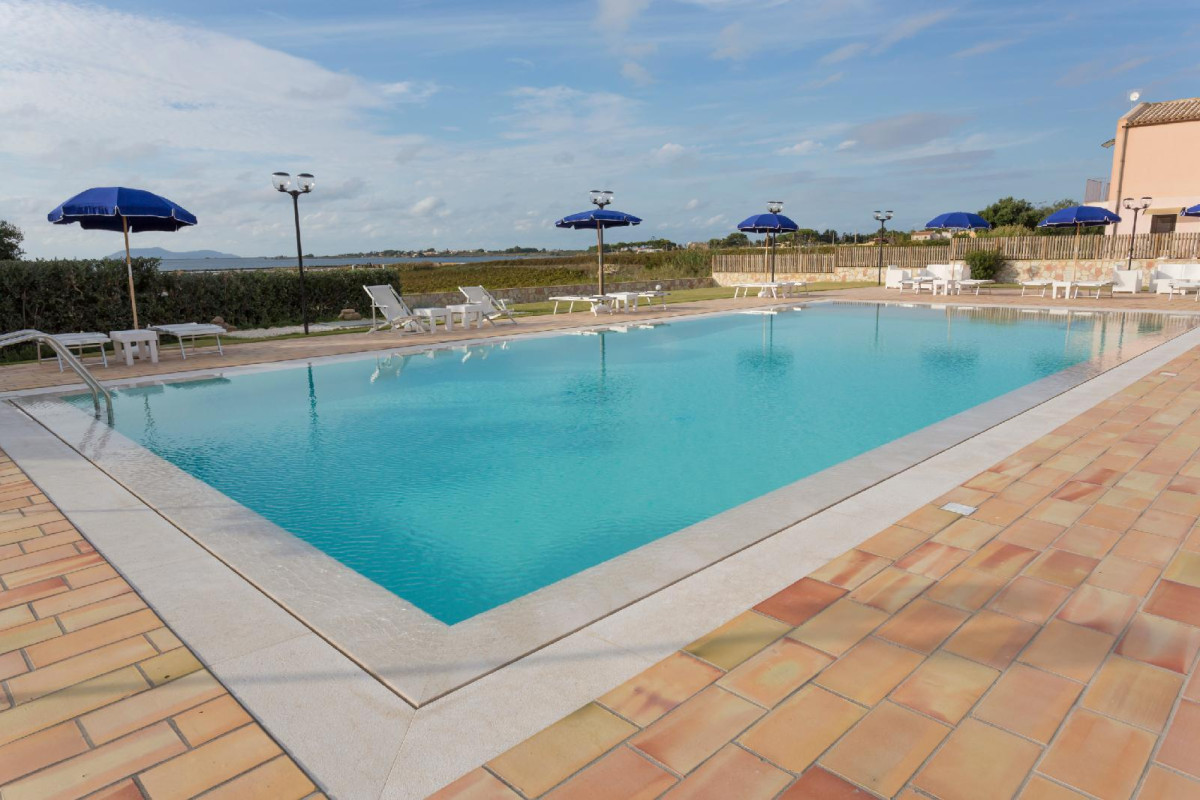 Oasi Guzzetta Hotel E Case Vacanze