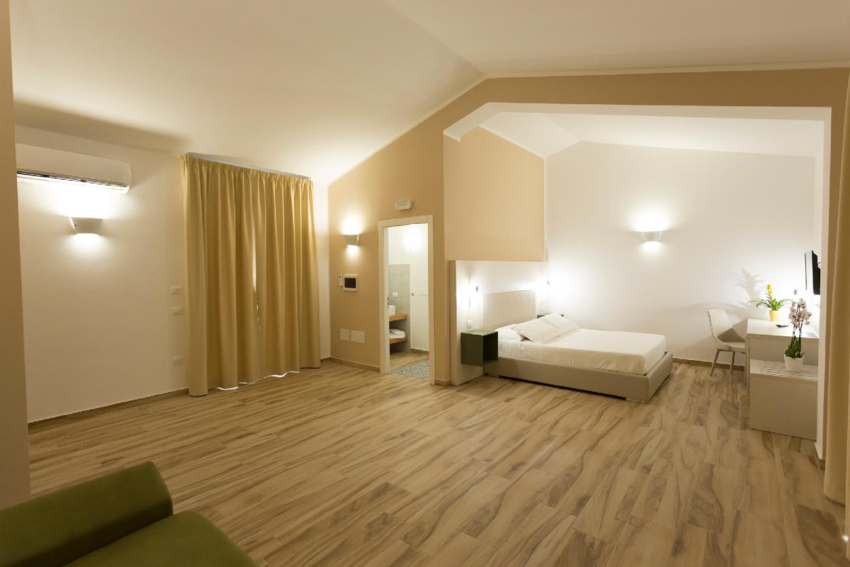 Oasi Guzzetta Hotel E Case Vacanze