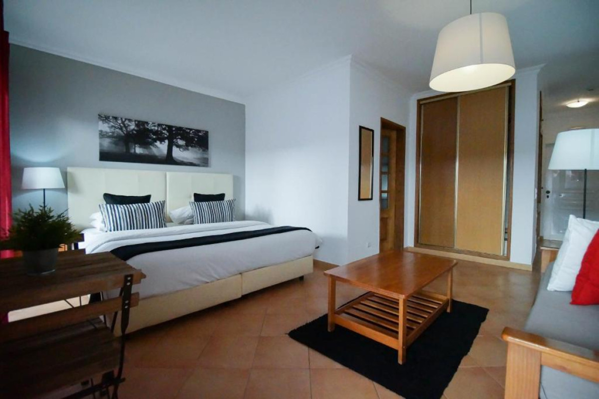 Oasis Beach Apartments