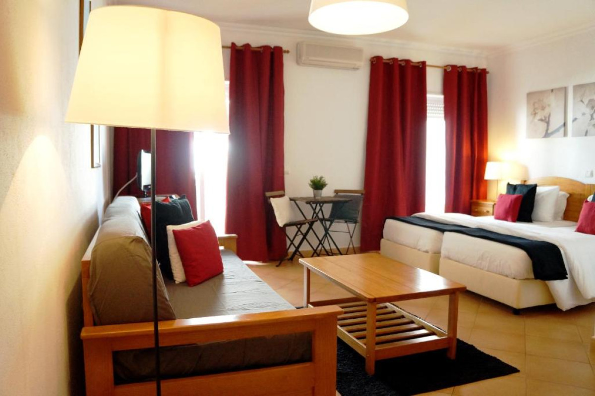 Oasis Beach Apartments