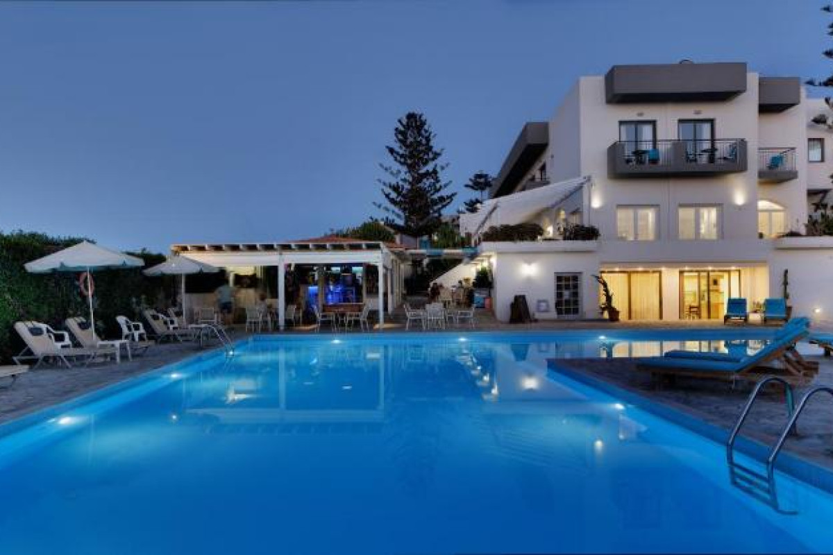 Oasis Beach Anissaras (recomandat 3*, Adults Only 13+)