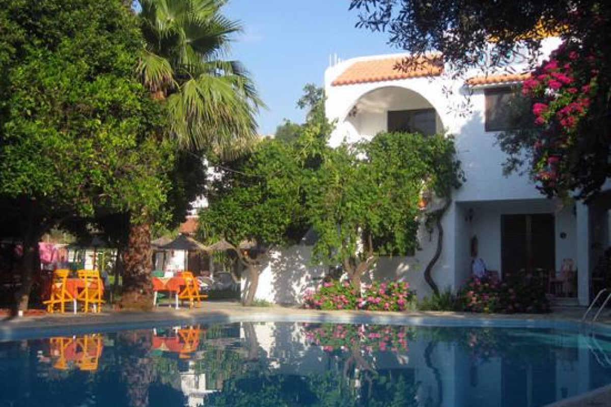 OASIS HOTEL & BUNGALOWS RHODES