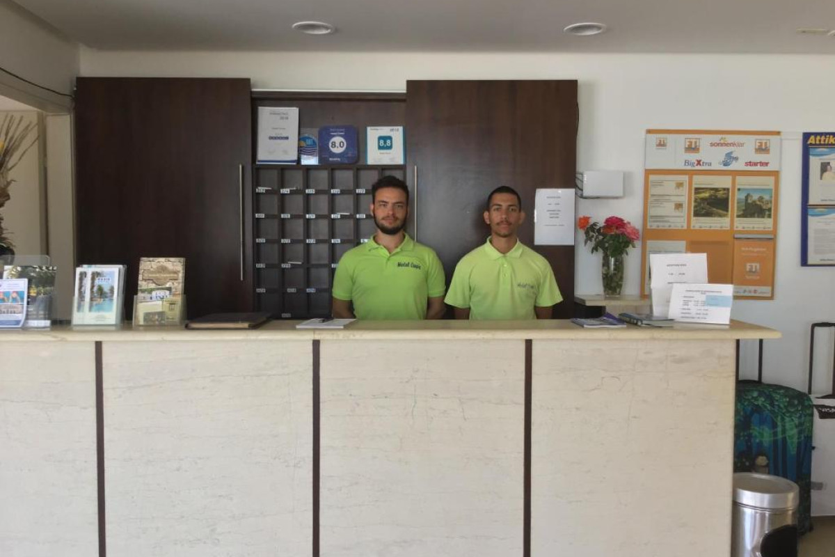 Oasis Hotel
