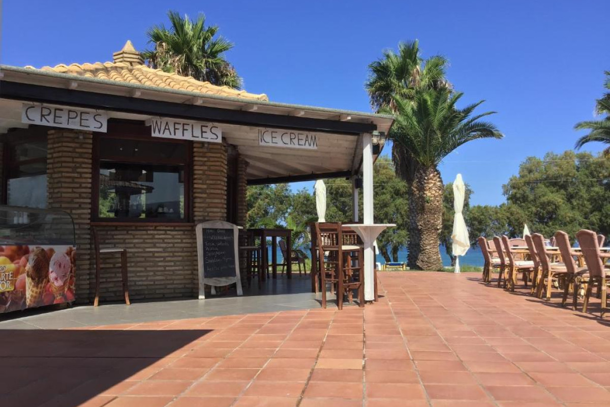 Oasis Hotel