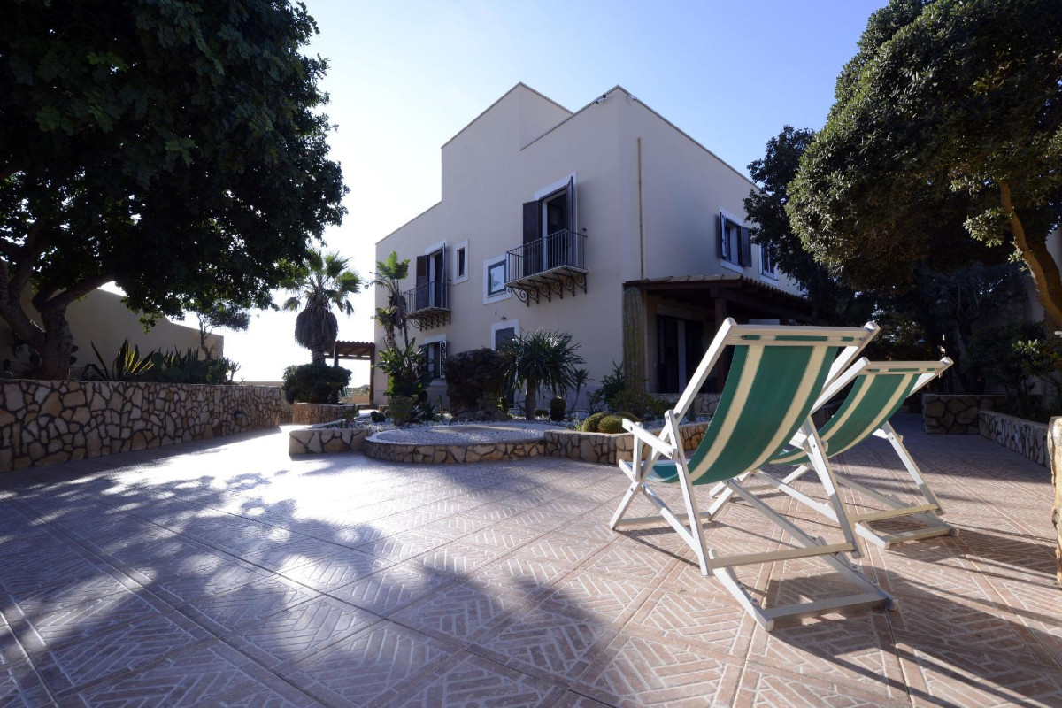 Oasis Hotel Residence & Resort