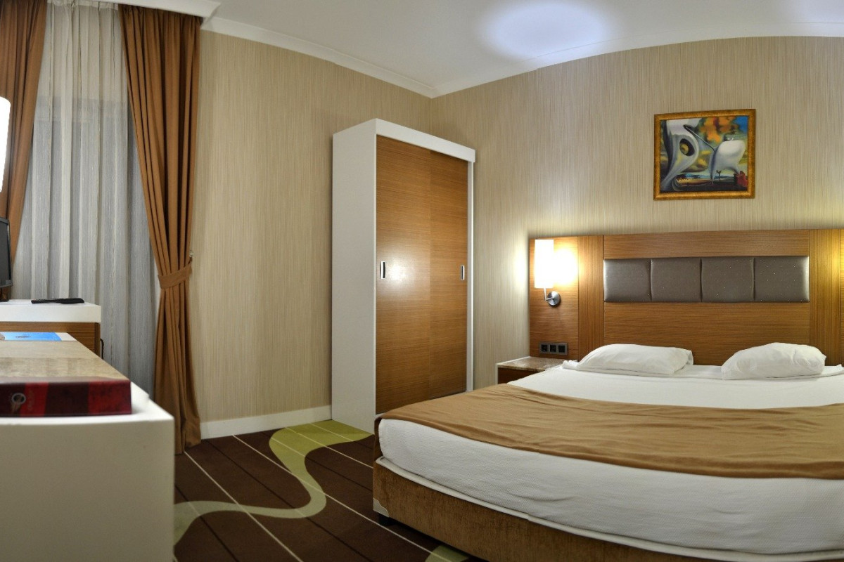 OBA STAR HOTEL