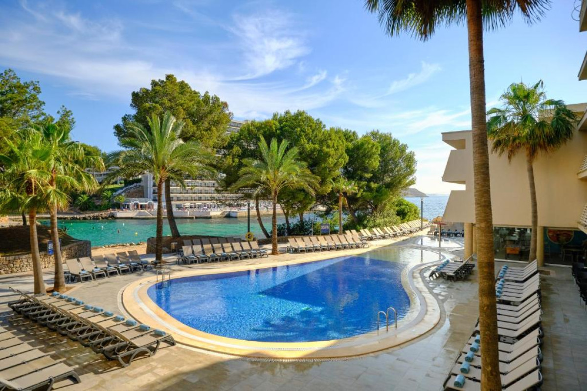Hotel Occidental Cala Vinas