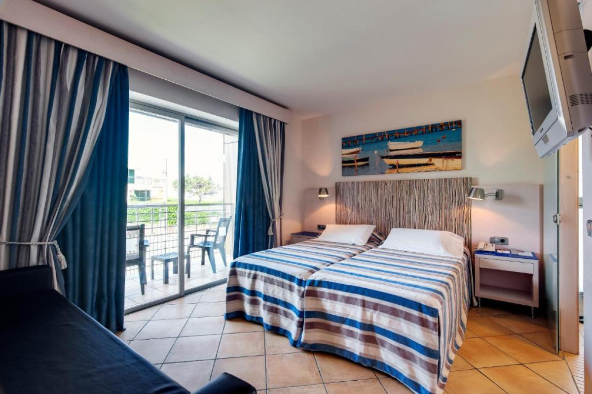 Occidental Menorca Hotel