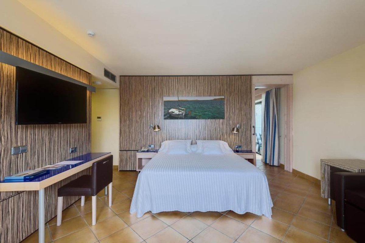 Occidental Menorca Hotel