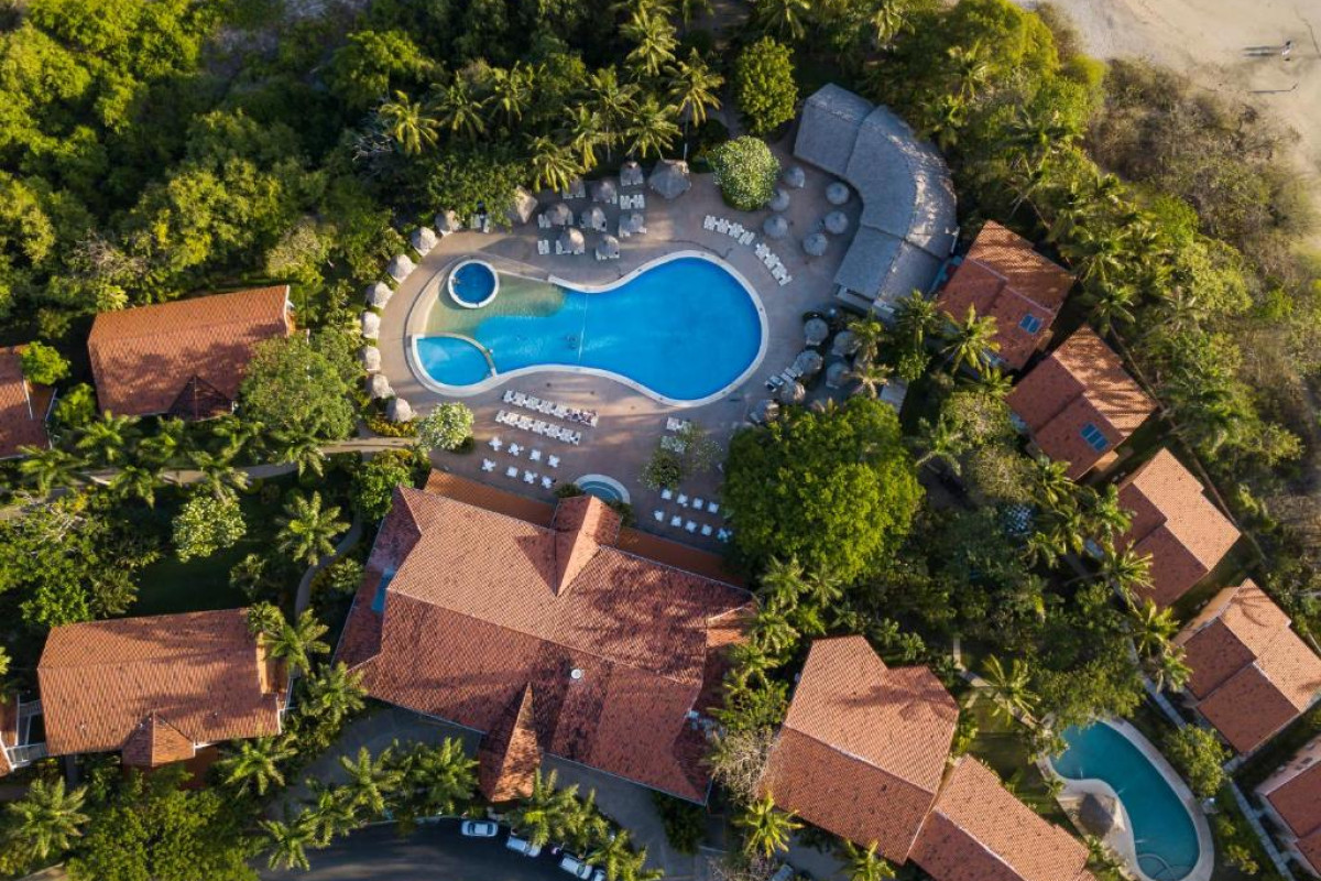 Occidental Tamarindo