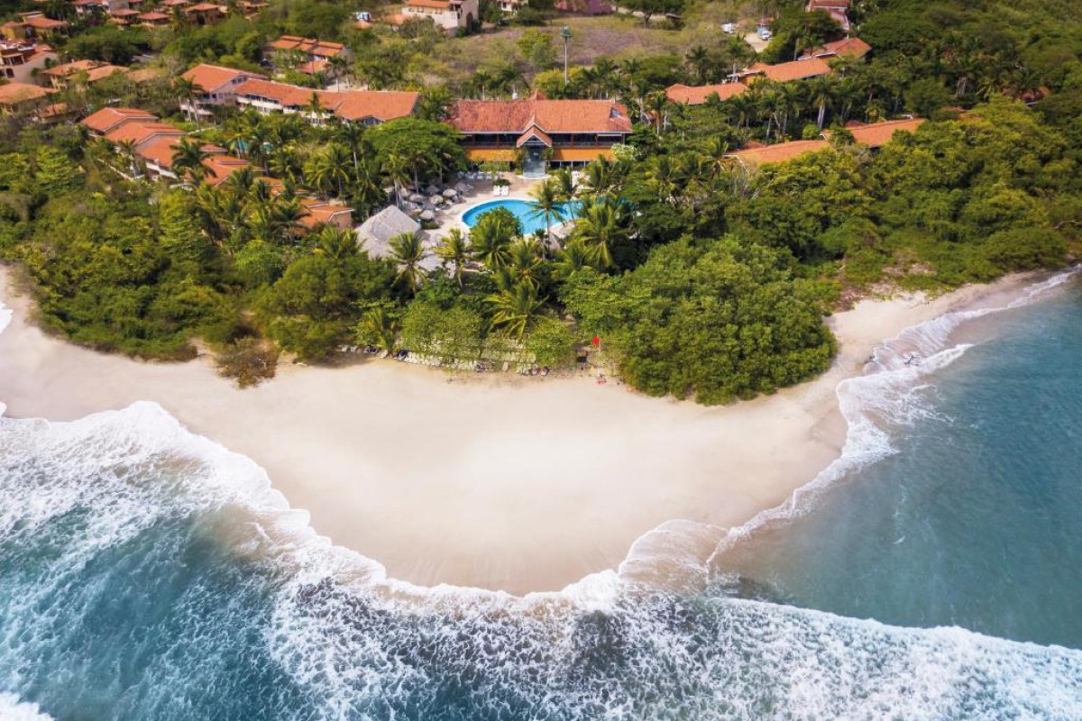 Occidental Tamarindo