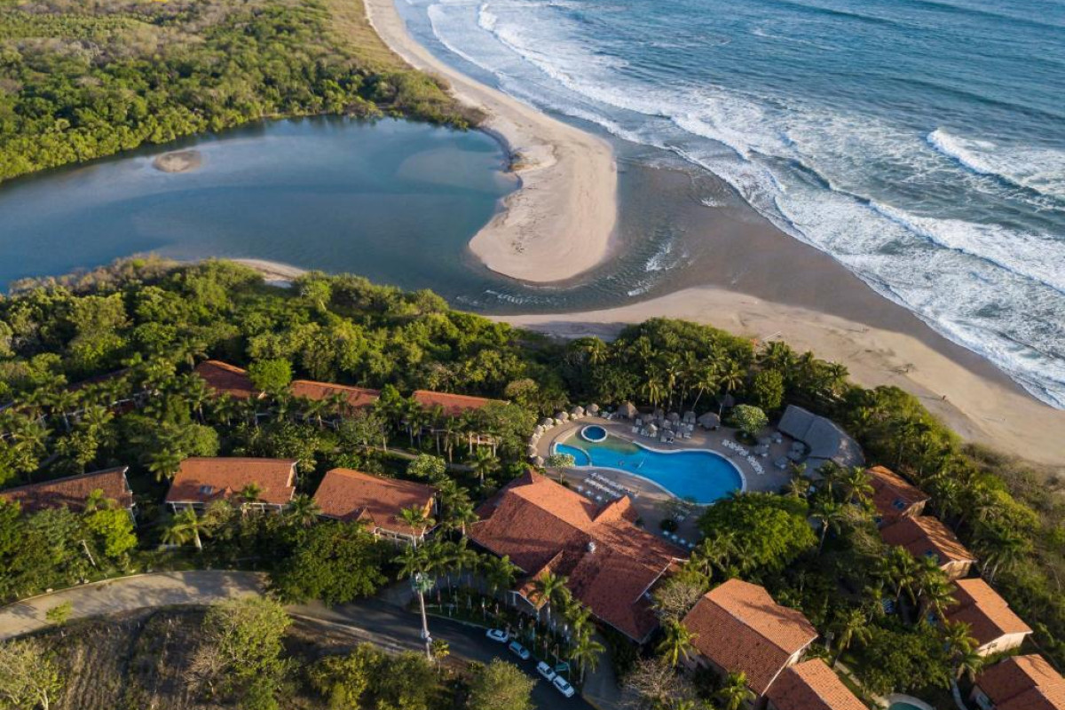 Occidental Tamarindo