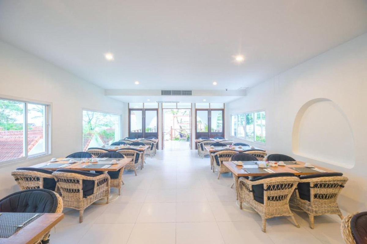 Ocean Breeze Resort Khaolak