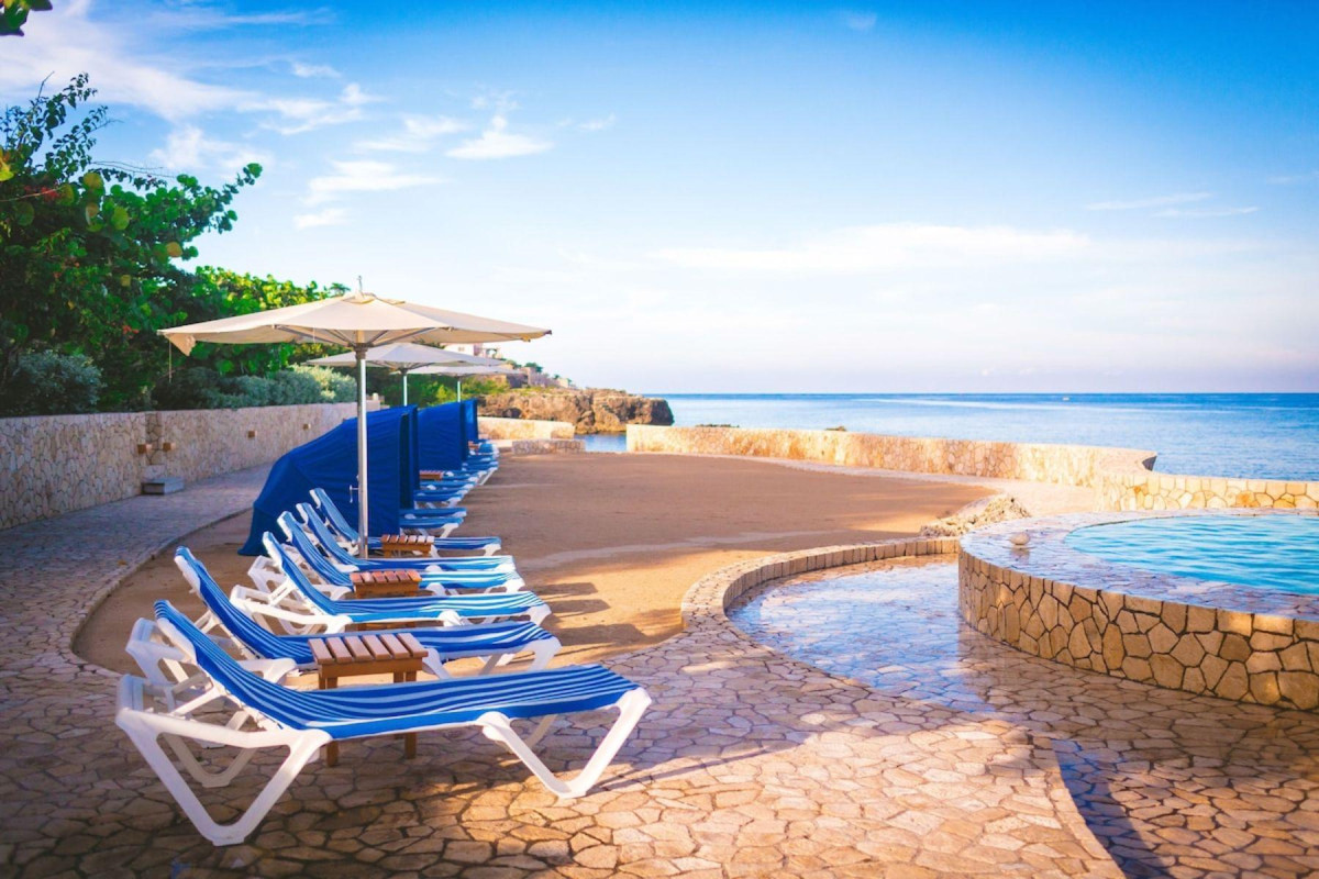 Ocean Cliff Hotel Negril