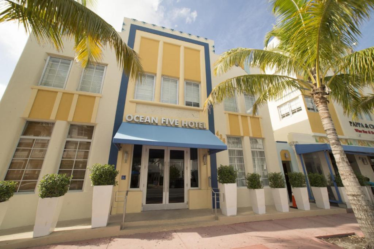 Hotel Ocean Five
